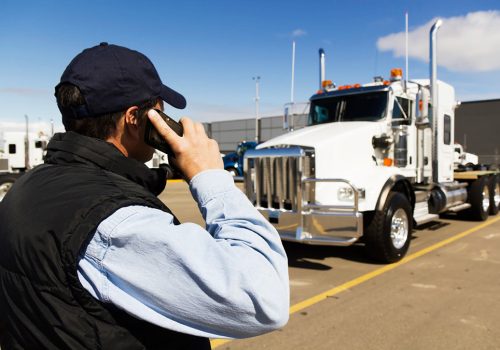 1000675_mh132_truck_talking_engineer